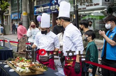 오는 7일 페스티벌 주무대인 중앙로 일원에서 전국음식경연대회가 열린다 순천시 제공