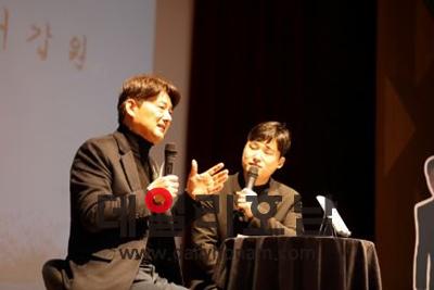 서갑원 전 의원이 북콘서트를 진행하고 있다 서갑원 전 의원 제공