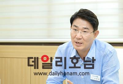 순천시공공자원화시설 입지가 확정된 직후 노관규 순천시장이 성명서를 발표하고 허위사실 유포와 불법행위에 대해서 모든 법적 검토를 강행하겠다는 입장을 밝혔다 데일리호남 DB